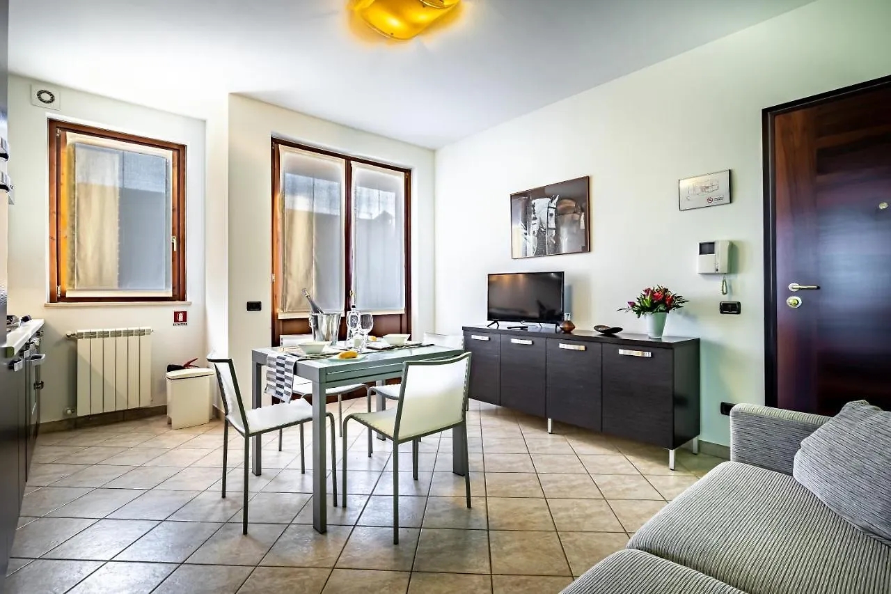 Aparthotel Casa Vacanze Arianna Rosia