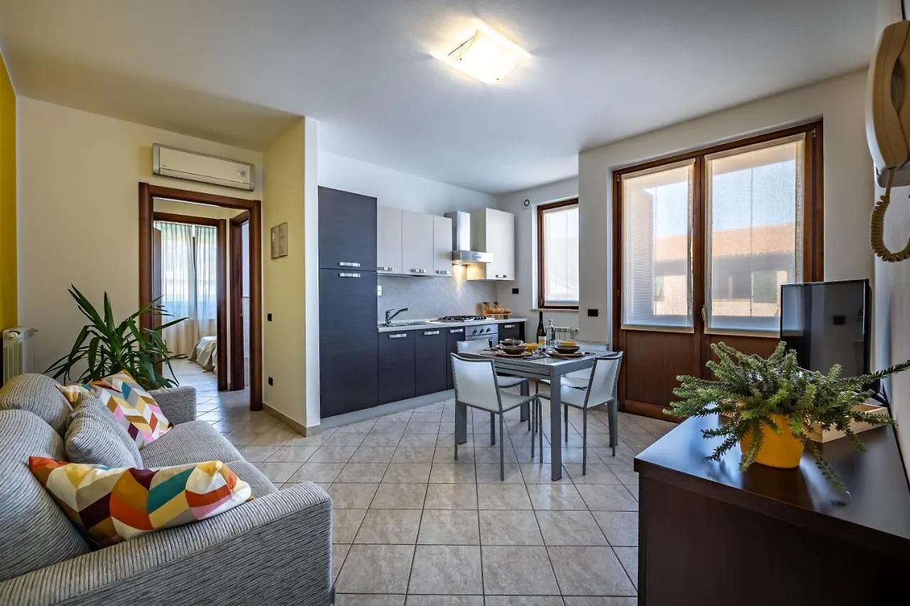 Casa Vacanze Arianna Rosia 0*,
